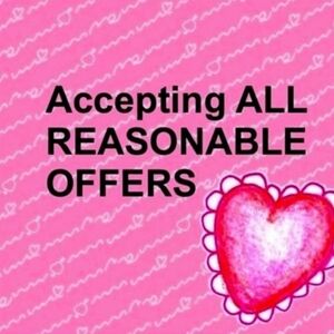 😍 ALL Reasonable Offers Accepted